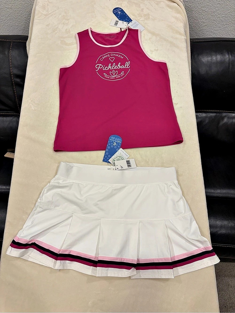 Sport Haley women’s Golf Skort Set in Pink & White Size Medium NWT top is medium